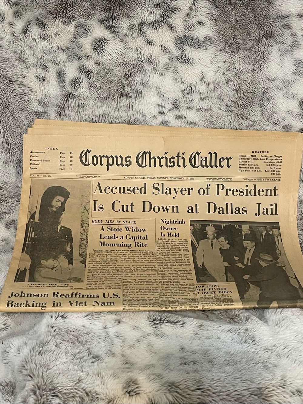 Corpus Christi Caller Accused Slayer of President is cut down at Dallas Nov 1963